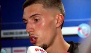 « On a une marge de progression » : Robin Risser assume le style audacieux de Lens après la défaite à Strasbourg - Foot - Ligue 1 - Lens