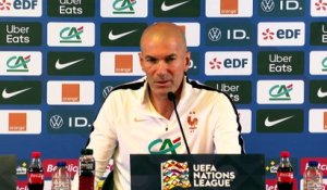 Zinédine Zidane sur Mark Van Bommel : « j'aimais son style » - Foot - Ligue des nations