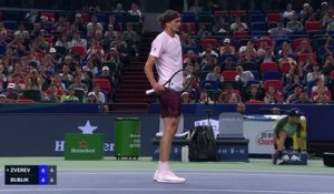 Shanghai - Zverev s’en sort face à Bublik
