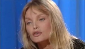 Suite hyperview : Arielle Dombasle