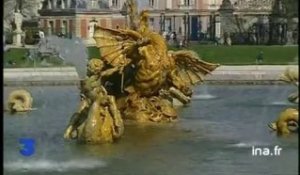 [Spectacle d'eau à Versailles]