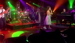 iConcerts - Lily Allen - Smile (live)