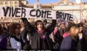 Les Italiennes dans la rue contre Berlusconi - no comment