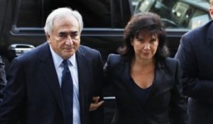 DSK entre dans le tribunal de New-York