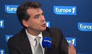 Montebourg : DSK aurait dû "s'excuser"