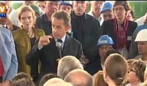 Sarkozy oppose emploi dans le public et le privé