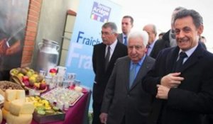 Sarkozy en Ariège laisse entendre qu'il est candidat