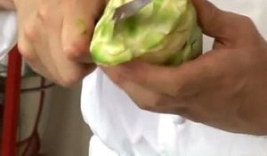 Technique de cuisine : Tourner un artichaut