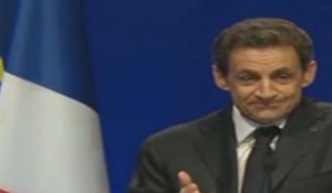 "Aidez-moi", l'appel récurrent de Nicolas Sarkozy