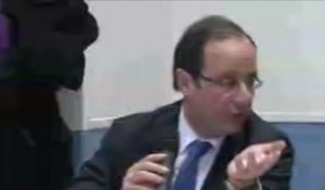 François Hollande devant les associations de femmes à Reims