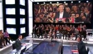 Dépenses publiques : Bayrou accuse Valls d'avoir renié ses opinions