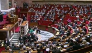 Législatives en France : taux de participation en baisse