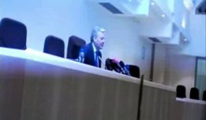 La conférence de presse de l'informateur Didier Reynders (02/03/2011)