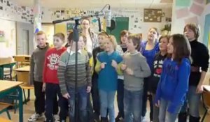 Tournai: des élèves de Laplaigne enregistrent un CD avec Maureen Dor