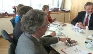 Le ministre des Entreprises publiques recontre son homologue néerlandaise pour discuter du dossier Fyra