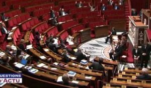 Reportages : Début de débat sur le Budget 2013 houleux à l'Assemblée
