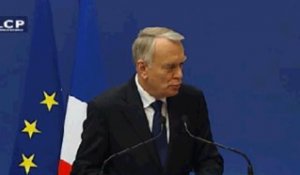 Reportages : Jean-Marc Ayrault annonce une augmentation de la TVA pour 2014