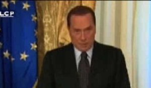 Reportages : Italie : Silvio Bersculoni fait son retour, Mario Monti s'en va