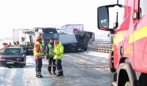 Suède: au moins 3 morts dans un carambolage lié au gel...