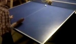 Des raquettes de ping-pong Vuitton à 1 500 €… « Lol », réagit
