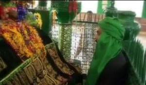 Aaoni Mehndi Laiye Peer, Sher Miandad Khan Fareedi Qawwal