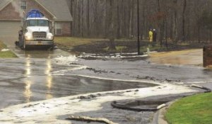 Un oléoduc fuit dans un quartier résidentiel de l'Arkansas