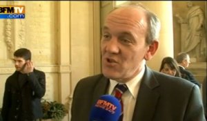 "Pourquoi Hollande et Ayrault ont-ils tardé à écarter Cahuzac du gouvernement?", demande un député UMP