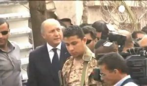 Libye : Laurent Fabius dénonce un attentat "lâche et...