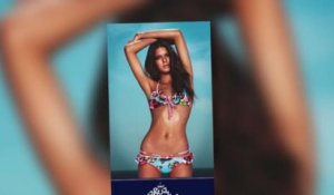 Kendall Jenner pose en bikini pour une collection de maillots de bain