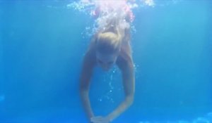 Sexy Bikini - Escape to Paradise - Sylvie Van Der Vaart