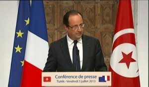 Hollande demande le "respect" du Conseil Constitutionnel après le rejet du compte de Sarkozy