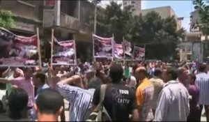 Egypte : Les pro-Morsi toujours mobilisés et les policiers enterrent leur mort