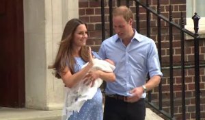Le "royal baby" présenté pour la première fois aux médias