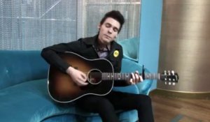 Matthew Koma reprend "I Need Your Love" en acoustique