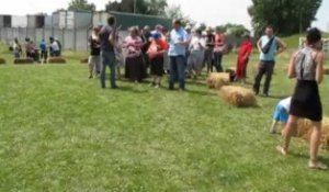 Seclin : Les Papillons blancs jouent des percussions à la fête médiévale