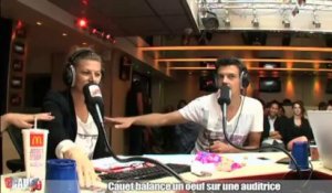 Cauet balance un oeuf sur une auditrice - C'Cauet sur NRj