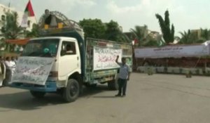 Séisme au Pakistan : les habitants fouillent les décombres et l’aide s'organise