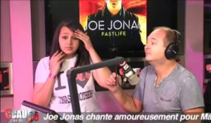 Joe Jonas chante amoureusement pour Max - C'Cauet sur NRJ