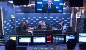 Sur Europe 1, la gaffe d'Ayrault sur les otages français