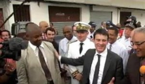 Visite sous pression Martinique pour Manuel Valls - 17/10