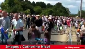 Tour de France. Des milliers de spectateurs dans la côte de Gurunhuel (22)