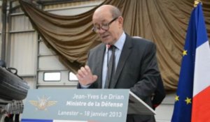 Jean-Yves Le Drian rend visite aux Fuscos de Lorient