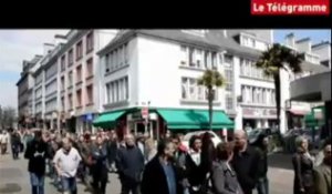 Lorient. 120 commerçants dans la rue contre leur régime social