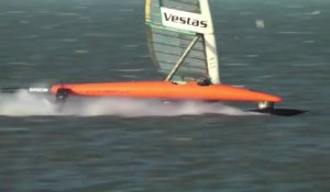 Vestas Sailrocket 2 : venez naviguer à 65 nœuds !