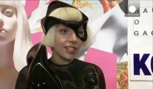 Lady Gaga, Jeff Koons et un nouvel album