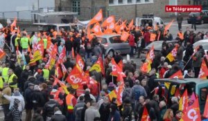 Saint-Brieuc. 800 personnes dans la rue