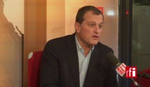 Louis Aliot: «Le PS est à côté de la plaque, dans le déni de réalité.»