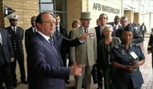 François Hollande à Nicolas Sarkozy : "Il est où l'avion ?"