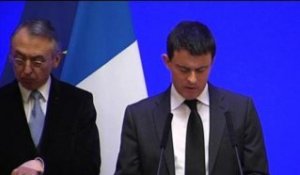 Valls: "Le bilan se porte à 1067 véhicules incendiés" - 01/01/14