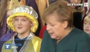 Apparition publique de Merkel en béquilles